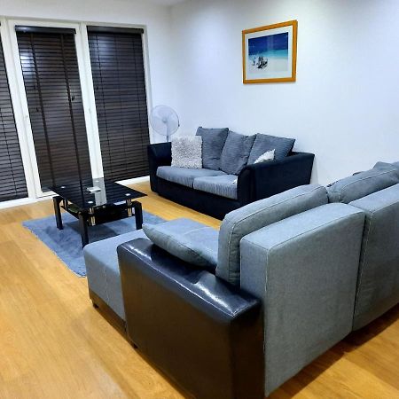 Max'Em Lexington Luxury Apartment Слау Екстериор снимка