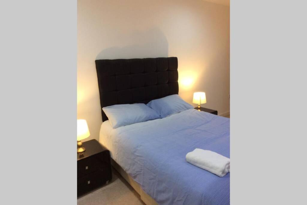 Max'Em Lexington Luxury Apartment Слау Екстериор снимка